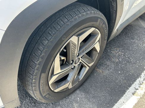 Used 2023 Hyundai Tucson SEL w/ Convenience Package image 6