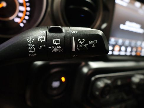 Used 2022 Jeep Wrangler Unlimited Sport S image 37