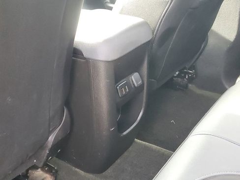 Used 2016 Chevrolet Colorado Z71 image 27