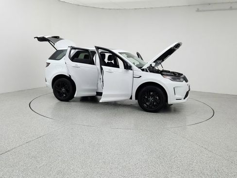 Certified 2025 Land Rover Discovery Sport S image 10