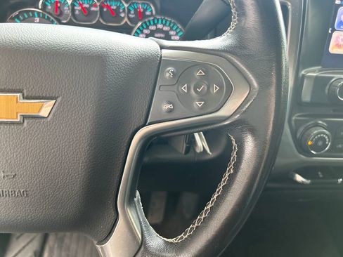 Used 2018 Chevrolet Silverado 1500 LT AWD/4WD image 20