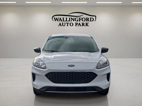 Used 2022 Ford Escape SE image 2