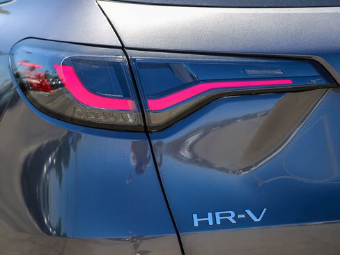 New 2026 Honda HR-V LX image 9