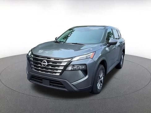 Used 2026 Nissan Rogue SV FWD image 7