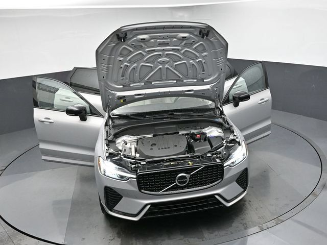 Used 2024 Volvo XC60 B5 Core AWD/4WD image 46