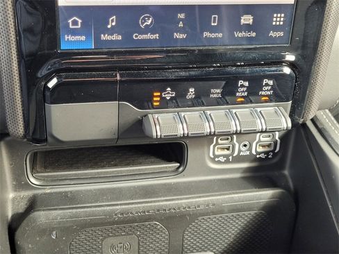 Used 2024 RAM 1500 Limited image 32