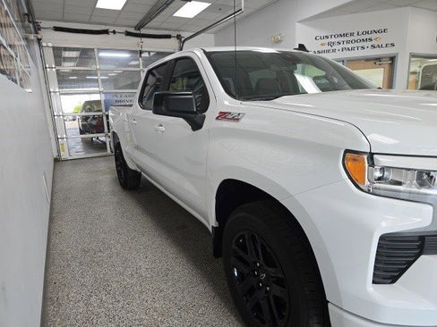 Certified 2024 Chevrolet Silverado 1500 RST image 2