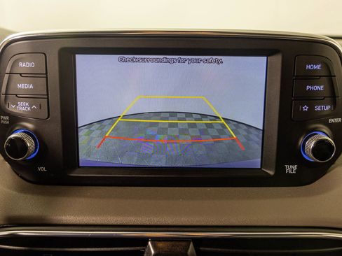 Used 2020 Hyundai Santa Fe SEL w/ Convenience Package image 6