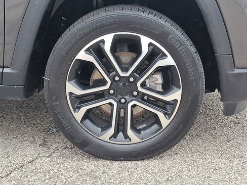 Used 2022 Jeep Compass Limited image 8