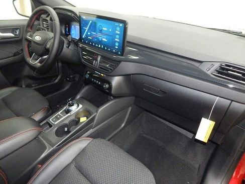 New 2026 Ford Escape ST-Line w/ Tech Pack #1 image 18