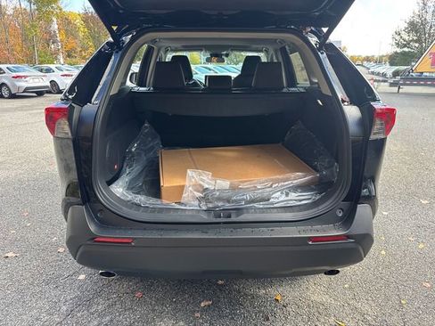 New 2025 Toyota RAV4 XLE Premium image 11