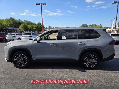 New 2026 Toyota Grand Highlander AWD Hybrid image 4