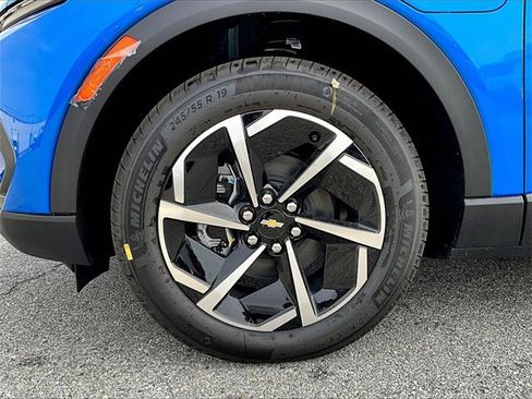 New 2026 Chevrolet Equinox EV LT image 5