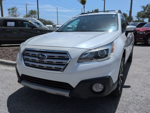 Used 2016 Subaru Outback 2.5i Limited AWD/4WD image 9