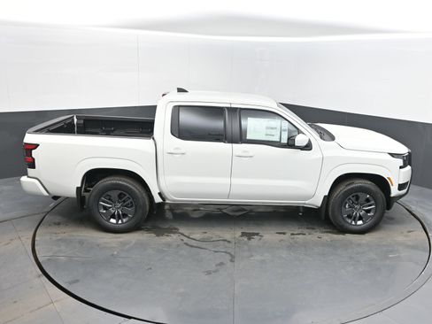 New 2026 Nissan Frontier SV image 38