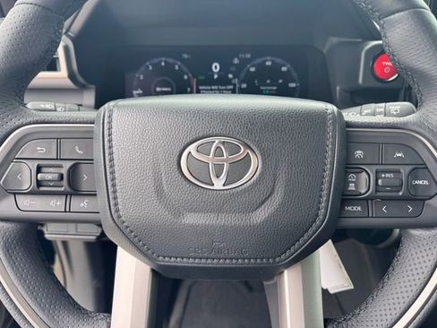 New 2026 Toyota 4Runner TRD Off-Road Premium AWD/4WD image 12