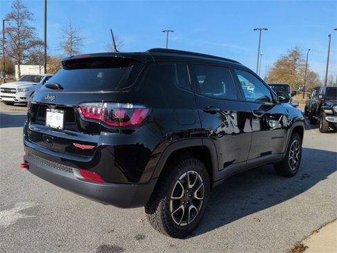 New 2026 Jeep Compass Trailhawk image 4