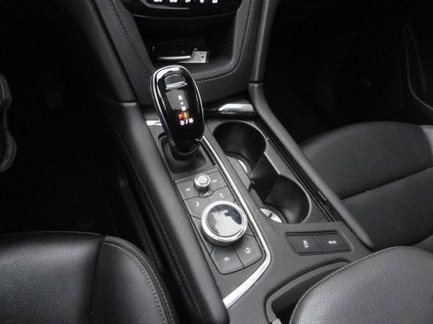 Used 2024 Cadillac XT6 Luxury image 21