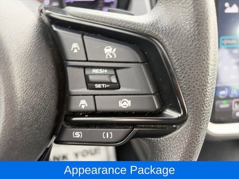 Used 2024 Subaru Crosstrek 2.0i Premium AWD/4WD image 13