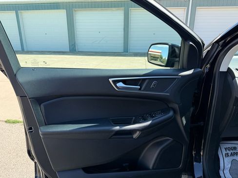 Used 2024 Ford Edge SEL w/ Convenience Package AWD/4WD image 16