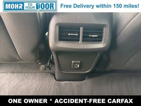 Used 2020 Chevrolet Equinox LT image 32