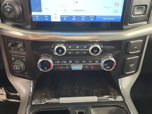 Used 2021 Ford F150 Lariat AWD/4WD image 16