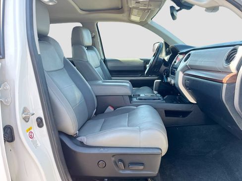 Used 2019 Toyota Tundra Limited w/ Limited Premium Package AWD/4WD image 30