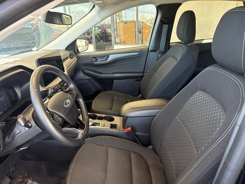 Used 2023 Ford Escape Active w/ Tech Pack #1 AWD/4WD image 13