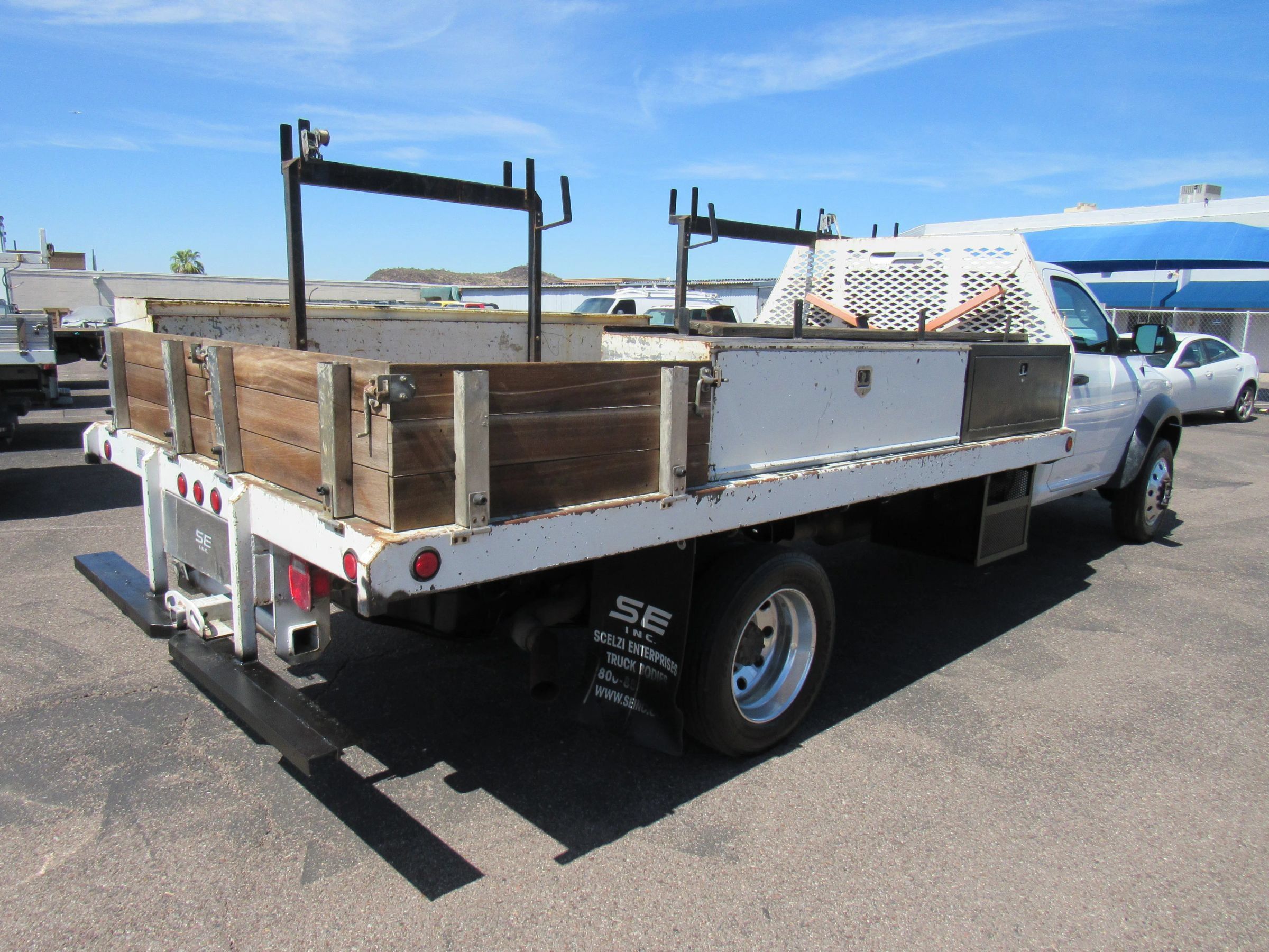 Used 2016 RAM 5500 Tradesman w/ Power & Remote Entry Group RWD image 6