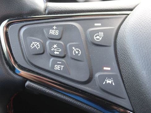 Used 2023 Chevrolet Equinox RS FWD image 29