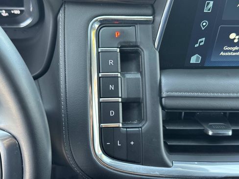 Used 2024 Chevrolet Tahoe LT RWD image 16