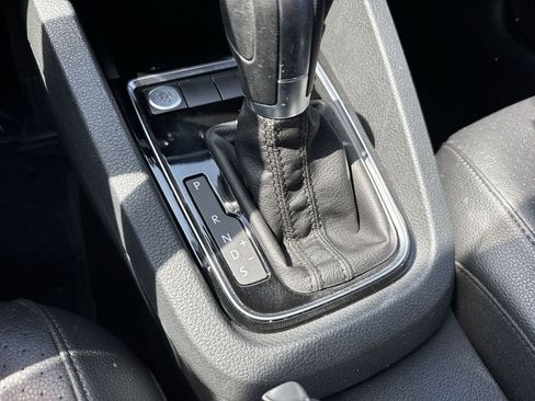 Used 2017 Volkswagen Jetta SEL FWD image 53