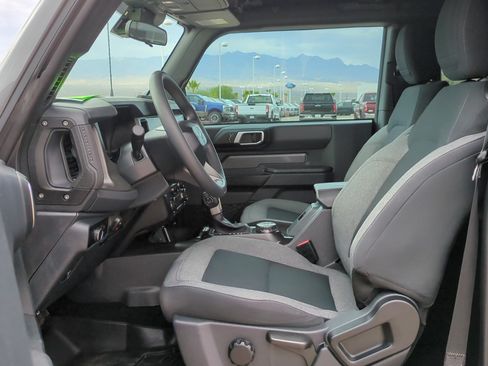 Used 2025 Ford Bronco 2-Door w/ Sasquatch Package AWD/4WD image 16