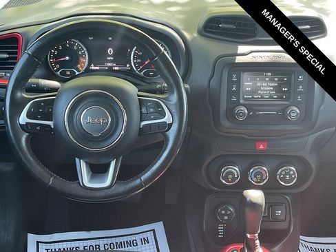 Used 2016 Jeep Renegade Trailhawk AWD/4WD image 19