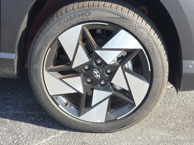 Certified 2026 Hyundai Kona Limited AWD/4WD image 24
