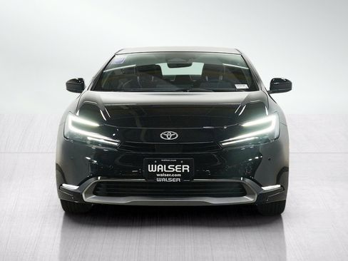 Used 2024 Toyota Prius XLE AWD/4WD image 8