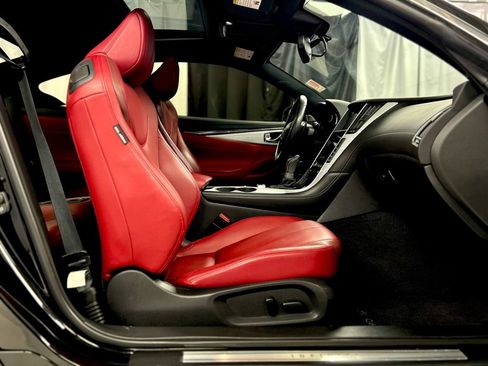 Used 2019 INFINITI Q60 Red Sport 400 w/ Proactive Package image 21