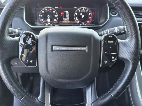 Used 2020 Land Rover Range Rover Sport HSE image 15