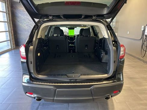 Used 2023 Subaru Ascent Onyx Edition AWD/4WD image 32