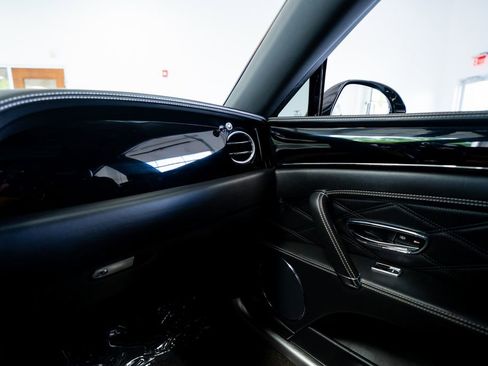 Used 2015 Bentley Flying Spur V8 AWD/4WD image 39