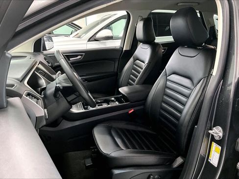 Used 2020 Ford Edge SEL image 10