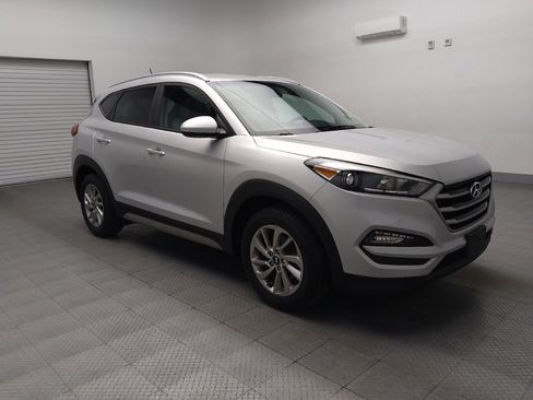 Used 2017 Hyundai Tucson SE w/ SE Popular Package 02 FWD image 13