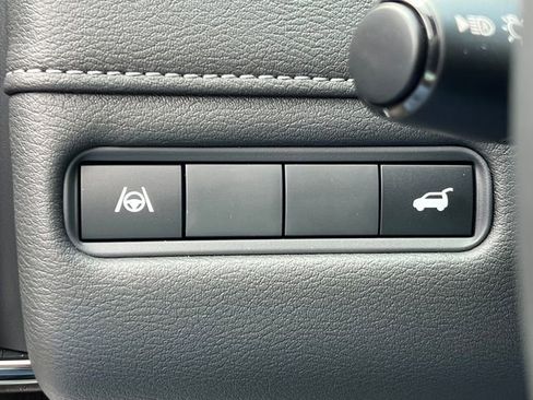 New 2026 Nissan Armada SL w/ Captain's Chari Seat Package AWD/4WD image 12