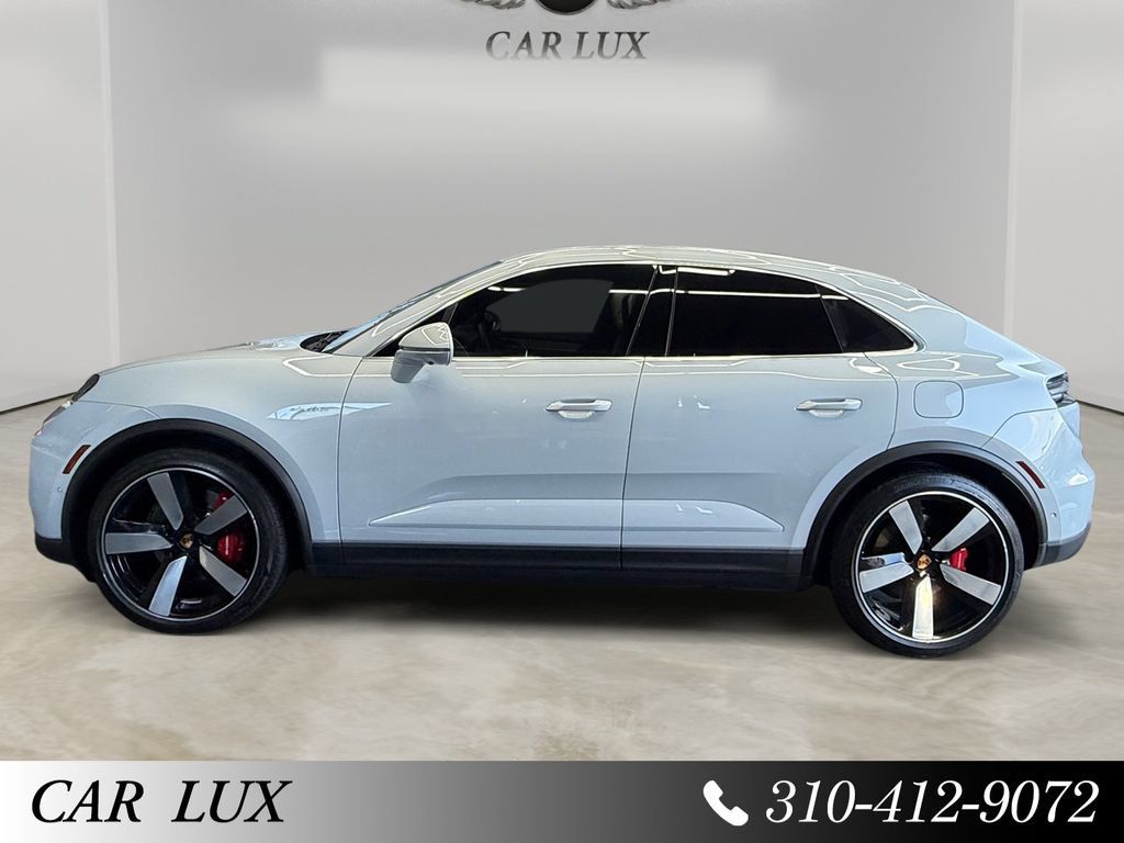 Used 2026 Porsche Macan 4S Electric AWD/4WD image 2