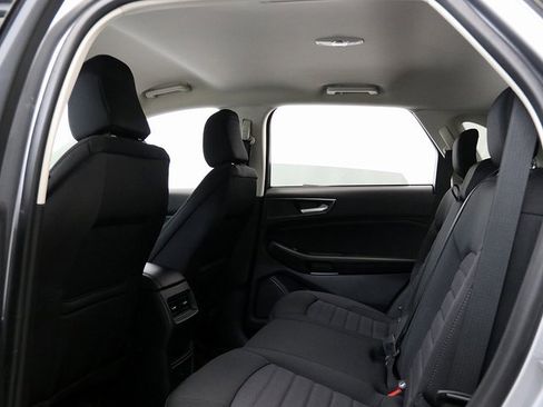 New 2024 Ford Edge SE image 13