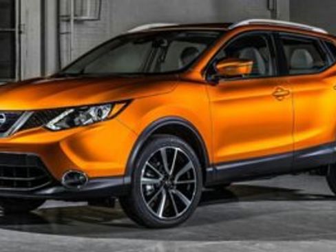 Used 2017 Nissan Rogue Sport SV AWD/4WD image 1