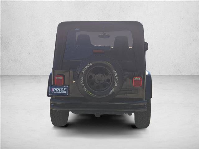 Used 2004 Jeep Wrangler Sahara AWD/4WD image 7