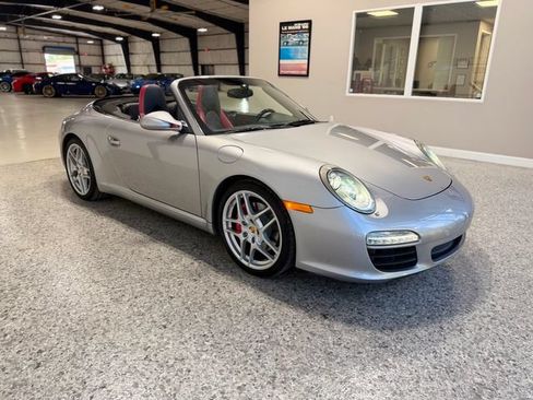 Used 2010 Porsche 911 Carrera S RWD image 13