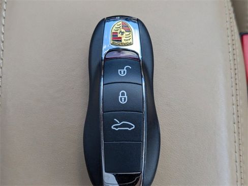 Used 2017 Porsche 911 Carrera 4S image 28