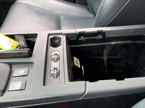 Used 2013 Lexus RX 350 AWD w/ Navigation Pkg image 34